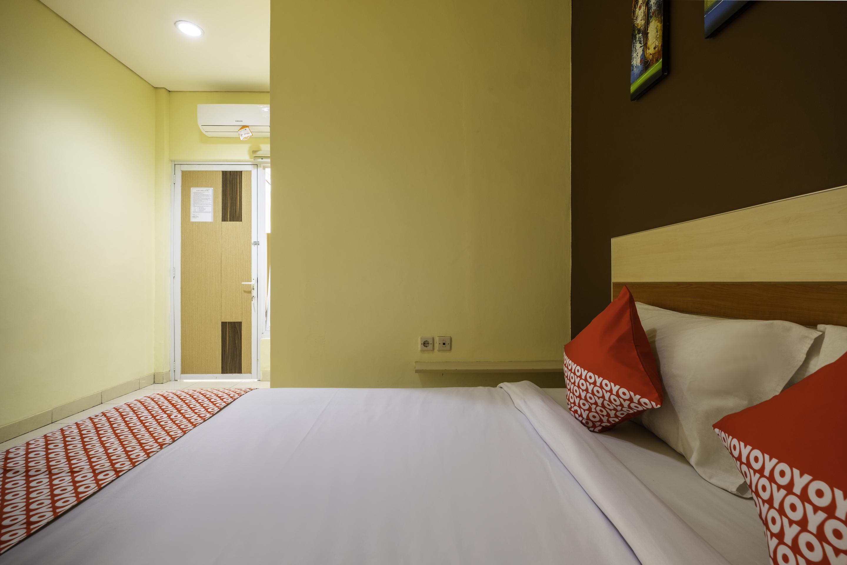 Oyo 2947 Cluster Harris Home Stay & Kos Cimindi Luaran gambar