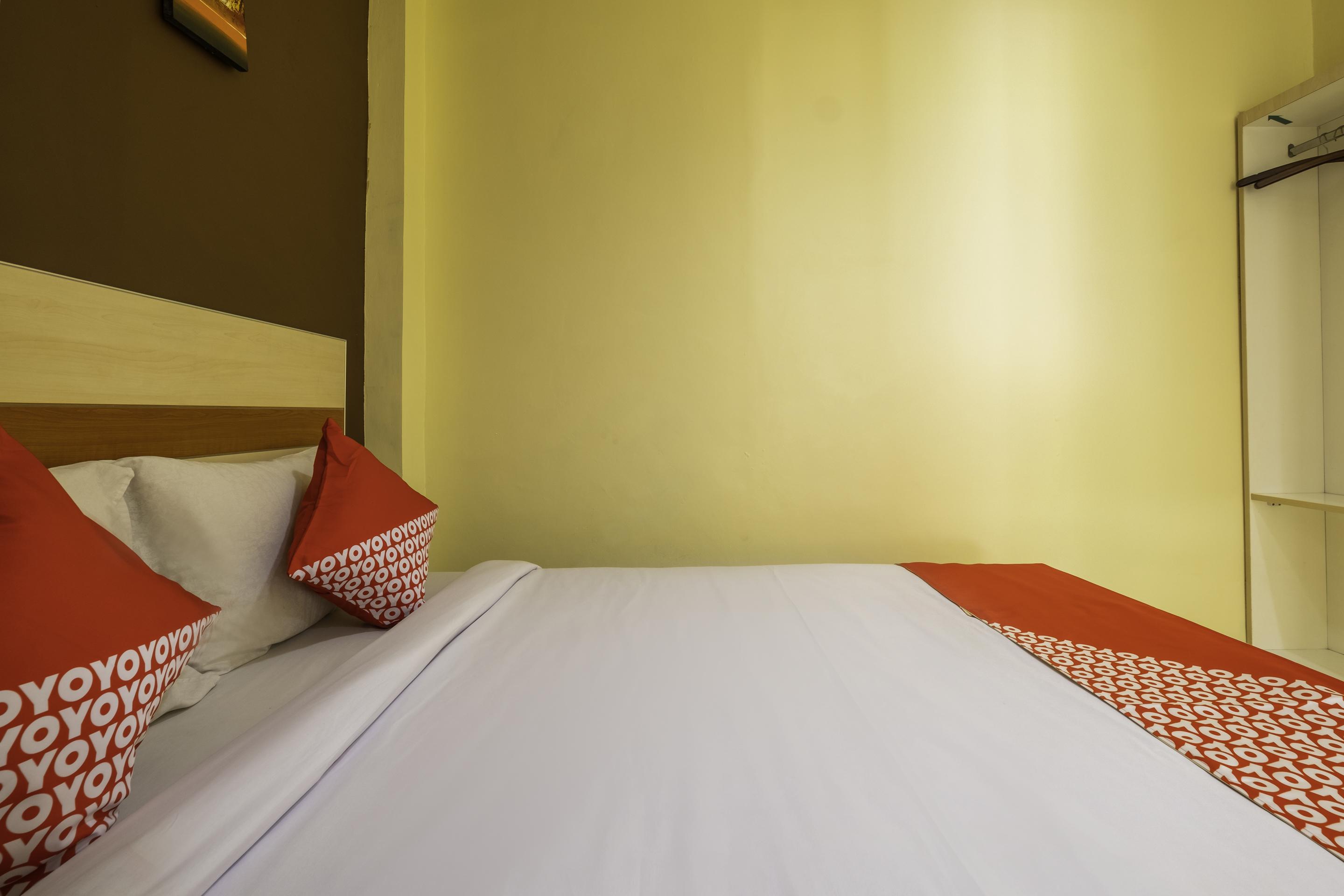 Oyo 2947 Cluster Harris Home Stay & Kos Cimindi Luaran gambar