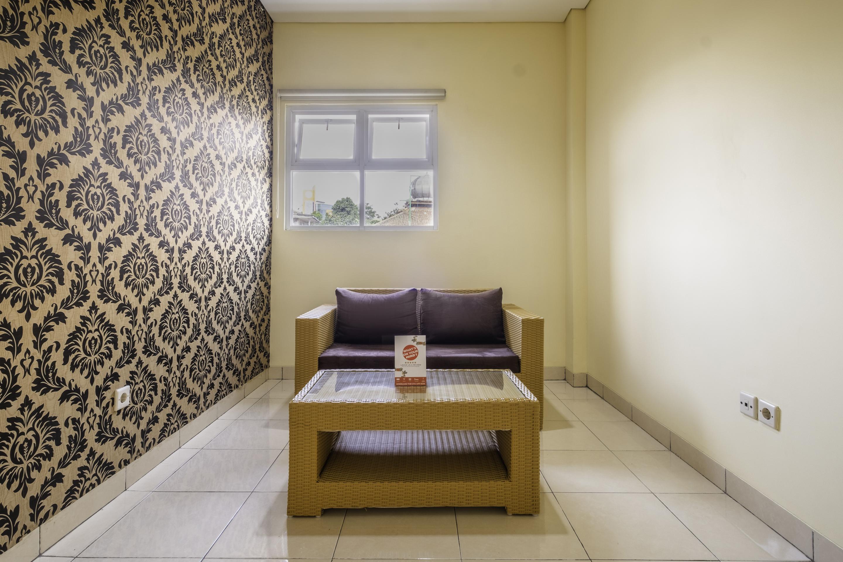 Oyo 2947 Cluster Harris Home Stay & Kos Cimindi Luaran gambar