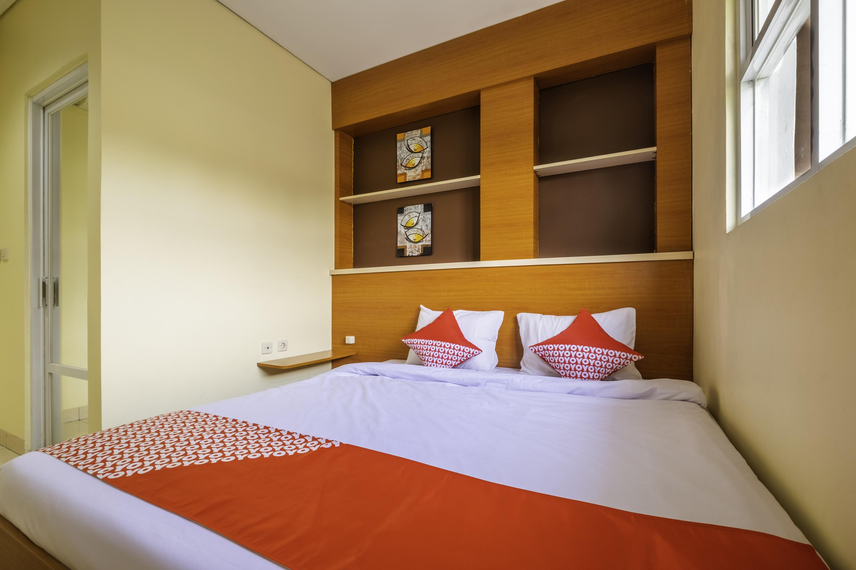 Oyo 2947 Cluster Harris Home Stay & Kos Cimindi Luaran gambar