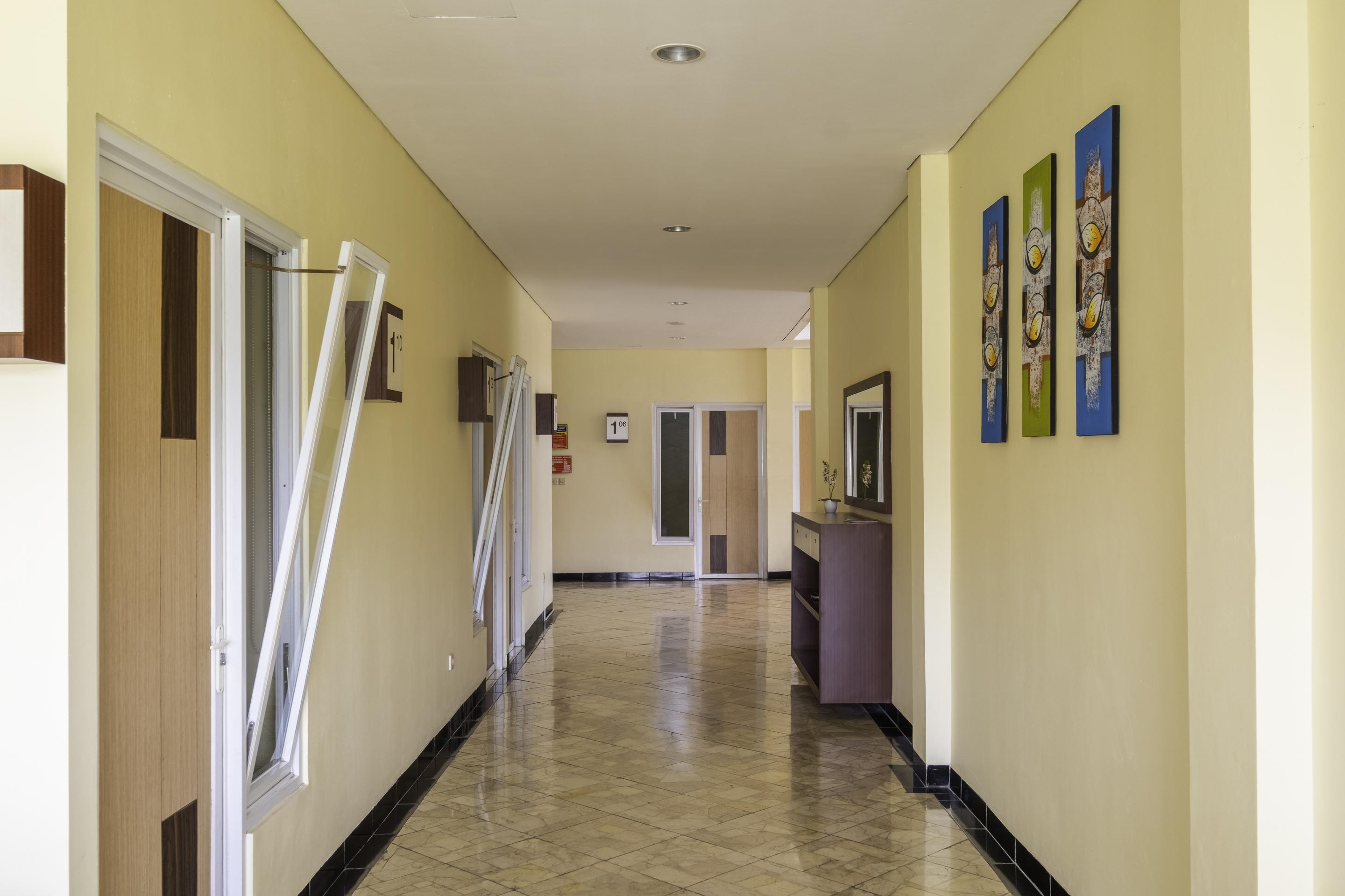 Oyo 2947 Cluster Harris Home Stay & Kos Cimindi Luaran gambar